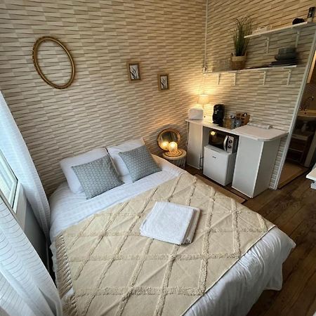 Face Au Chateau , Chambre Hyper Centre Кан Экстерьер фото